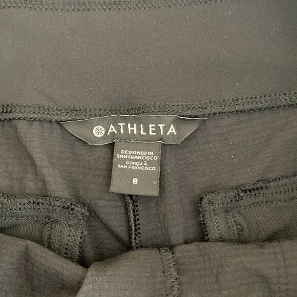 Athleta Trekkie North Midrise Black Short Size 8 - Picture 6 of 14